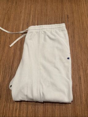 Champion Drawstring Jogger Sweatpants in Cream